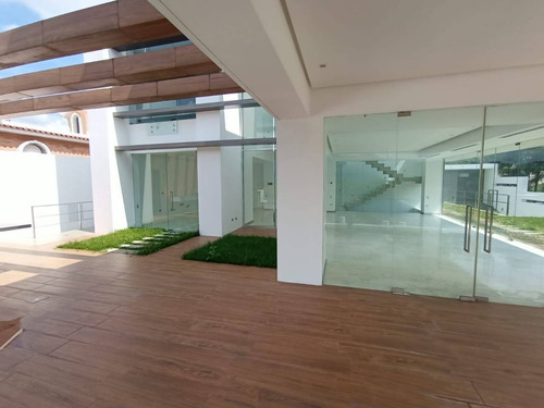 Imagen 14 de 14 de 133159 Liliana Trias 04140432833 Moderna Casa Venta Guaparo