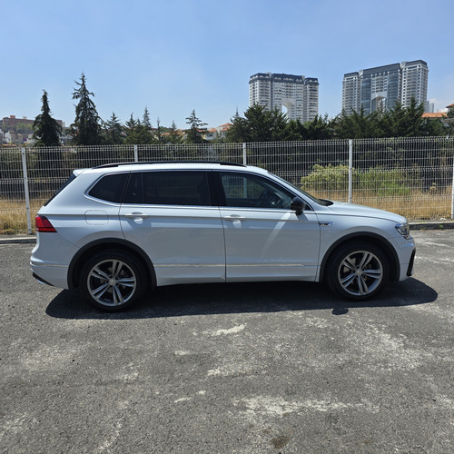 Volkswagen Tiguan 1.4 R Line 150hp