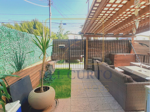 Casa Remodelada En Barrio Residencial 4d | 3b