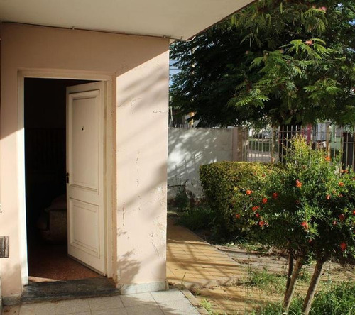 Imagen 2 de 12 de Casa En Venta Florencio Varela
