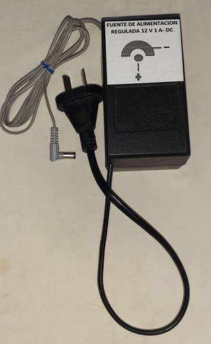 Fuente De Alimentacion Regulada 12 Volts 1 Amper Dc (Usado)