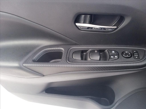 Nissan Versa 1.6 16V FLEX ADVANCE XTRONIC