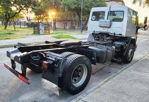Ford Cargo 1831 Tractor Dormitorio