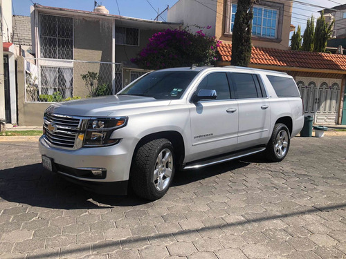 Imagen 1 de 14 de Chevrolet Suburban 5.3 Ltz V8 4wd 2da Cubo At 2015