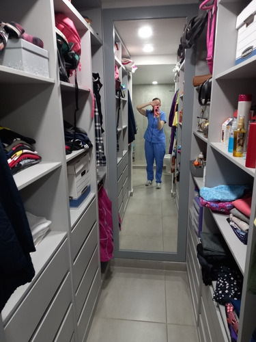 Imagen 10 de 14 de Apartamento Oviedo. De Gran Tamaño. Totalmente Remodelado