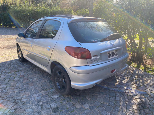 Peugeot 206 1.6 Xt Premium Tiptronic