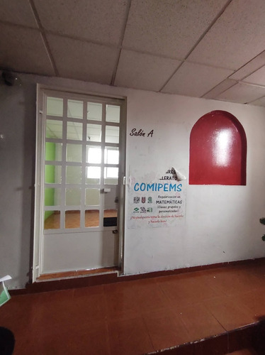 Imagen 5 de 14 de Piso En Renta Ideal Para Oficinas, Consultorios O Escuela °