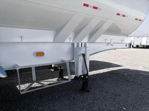 Volteo 30m 3 Ejes, Llantas, Rines, Piston ,capacidad 40 Ton