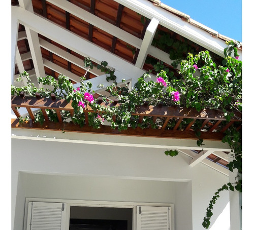 Excelente Casa A 35m Do Mar