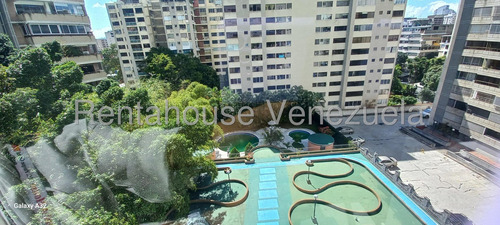 Apartamento Piso Medio Remodelado 160 M² 3h, 3b, 1p, Residencias Puerto Santo Con Piscina Pozo De Agua En Venta En Los Palos Grandes Avenida 4ta Y 5ta Transversal Caracas