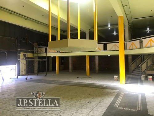 Imagen 18 de 29 de Local Comercial 1800 M² En 3 Plantas - Ideal Centro Comercial - Gonzalez Catan