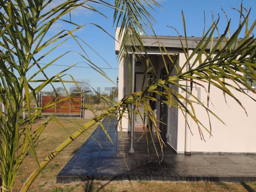 Casa En Venta En Los Talas, Berisso - 3 Dormitorios Y 2 Baños