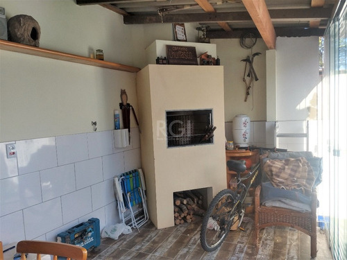 Casa Em Espírito Santo Com 2 Dormitórios - Lu431934