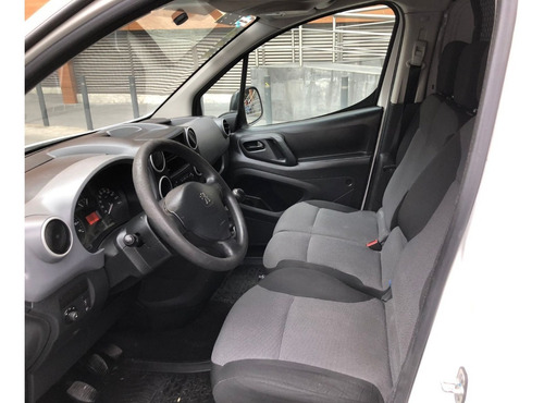Imagen 12 de 15 de Peugeot Partner 2019