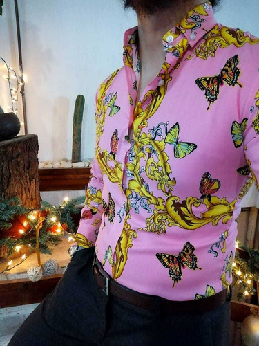 Camisa Manga Larga Rosa Con Mariposas Y Detalles Amarillos 