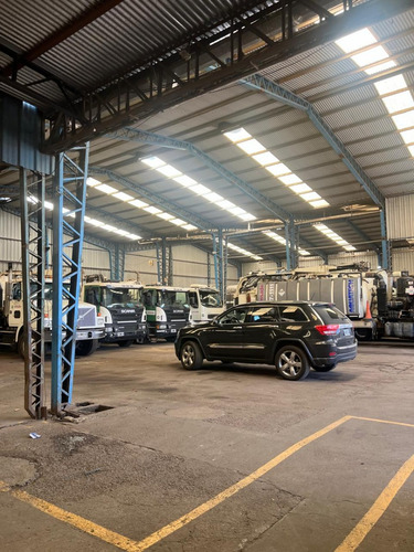 Excelente Nave Industrial De 2.500mts. Aprox, Hurlingham