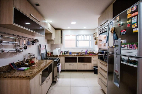 Imagem 12 de 30 de Fabulosa Casa No Condomínio Terra Mater, Semi-mobiliada Com 5 Suítes, Sendo Uma Máster E 4 Vagas. - Reo585267