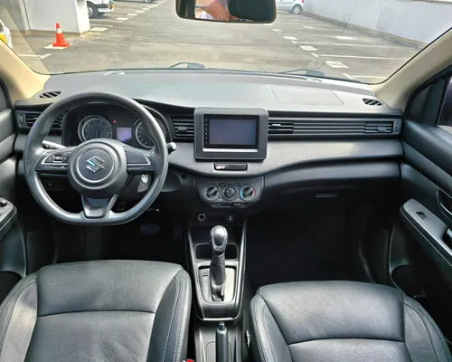 Suzuki Ertiga 1.5 At