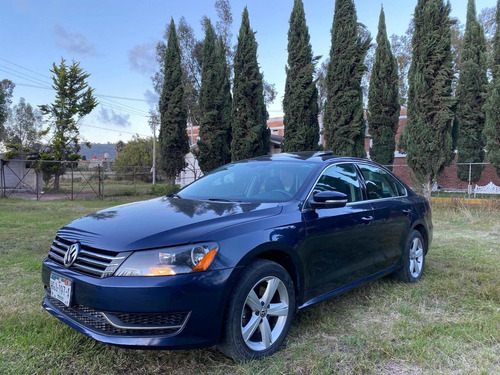 Imagen 1 de 13 de Volkswagen Passat 2015 2.5 Highline L5 At