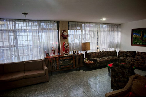 Casa Con Uso De Suelo H5 En Vertiz Narvarte