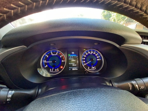 Imagen 15 de 15 de Toyota Hilux 2.8 Cd Srv Pack 177cv 4x2 2017