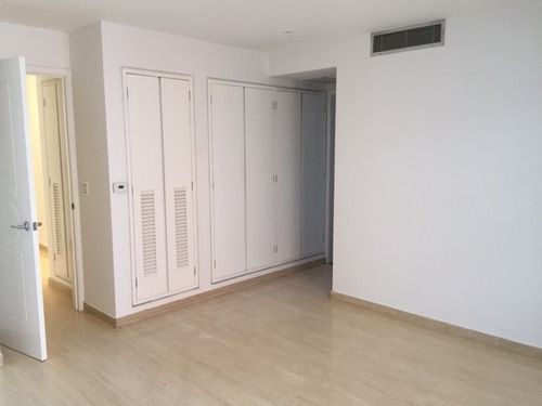 Imagen 7 de 14 de Campo Alegre Alquilo Apto 265 Metros 04143256451