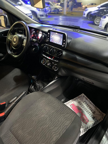 Fiat Cronos 1.3 Drive Flex 4p