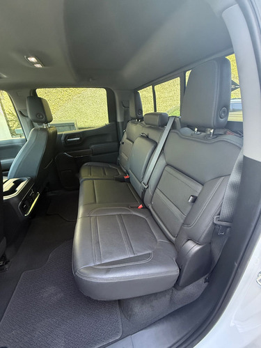 GMC Sierra 6.2 Denali Dvd At