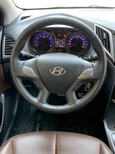 Imagem 8 de 15 de Hyundai Hb20x 1.6 16v Premium Flex 4p Automático