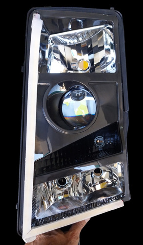 Kit Led Drl Com Seta Sequencial E Capas Difusoras Volvo Fh12