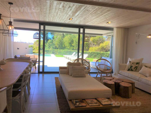 Venta Ó Alquiler Apartamento De 3 Dormitorios - Playa Brava