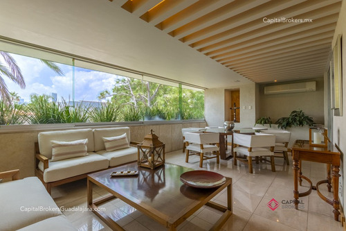 Casa De Lujo En Venta Villa Coral Zapopan Atlas Colomos