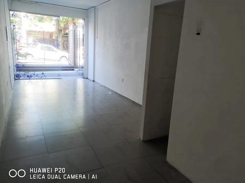 Imagen 5 de 14 de Casi Rbla. Meliton Gonzalez 1217 M2 123 Arrendado $ 21.500