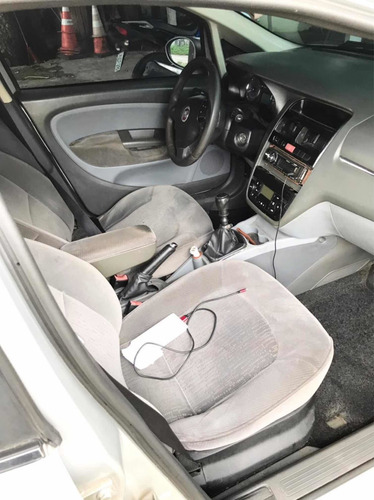 Fiat Linea 2011 1.8 16v Lx Flex 4p