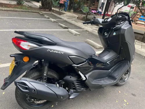 Nmax Connected