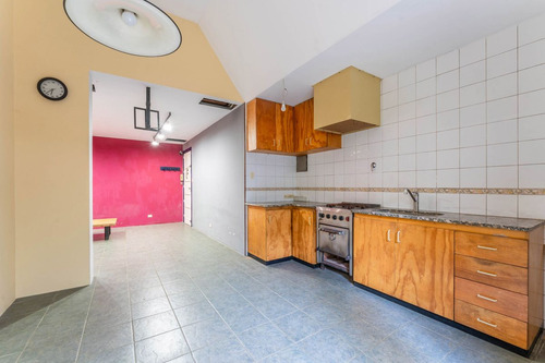 En Alquiler Ph 2 Amb En Planta Baja Con Patio