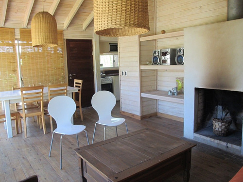 Imagen 11 de 30 de Punto Río | Tres Casas En Un Padrón, Cómodas Y En Excelente Estado