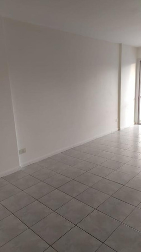 Imagen 6 de 12 de Hermoso Depto En Venta 1 Dorm Con Balcon Fructuoso Rivera 1075, Apto Credito, Recibe Vehiculo En Parte De Pago