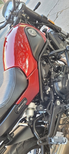 Imagen 10 de 25 de Benelli Leoncino 500