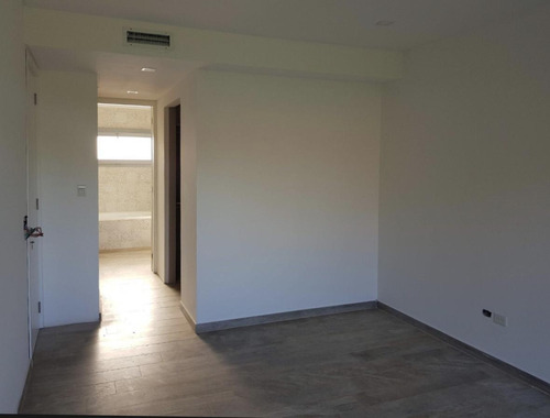 Imagen 7 de 9 de Excelente Casa A Estrenar En Weston Barrio Cerrado.
