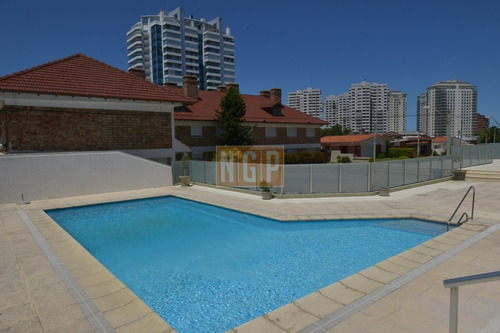 Divino Impecable Con Servicios- Ref: 1382