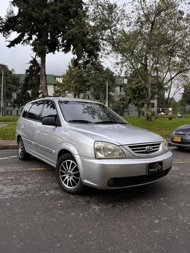 Kia Carens 2.0 Lx 7 Cool