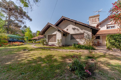Bellísima Quinta En Barrio Los Naranjos - Pg