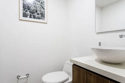Apartamento En Venta En El Poblado. Cod V16678