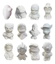 Comprar 13 Alcancias De Yeso De Personajes Variados Sin Pintar