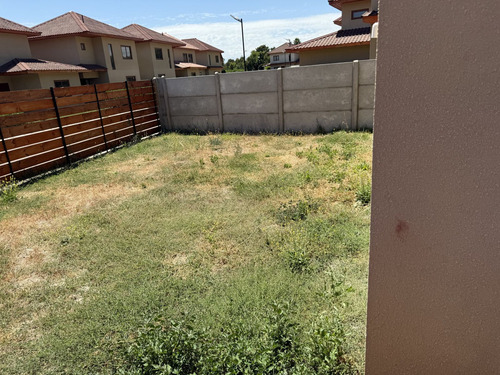 Casa 116m2 En Amplios Terrenos De 300m2! Dcto 200uf! - Anexa