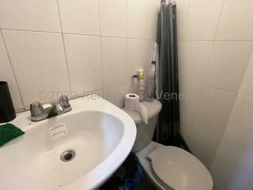 Jean Pavon Tiene Excelente Local En Alquiler En El Este De Barquisimeto Lara 1 4 7 2 0