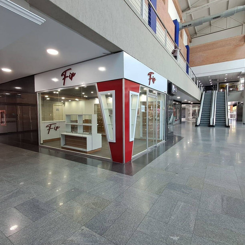 Se Alquila Local Comercial En C.c. Cristal, Naguanagua | Ap