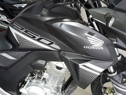 Imagen 6 de 19 de Cb250 Twister 2023 $1.258.000 Hondalomas