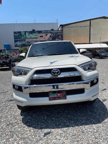 Imagen 6 de 13 de Toyota Runner Limited 4x4